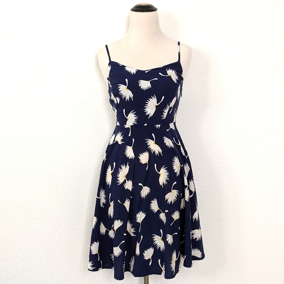 Old Navy Dresses & Skirts - ON Summer Dress XSmall